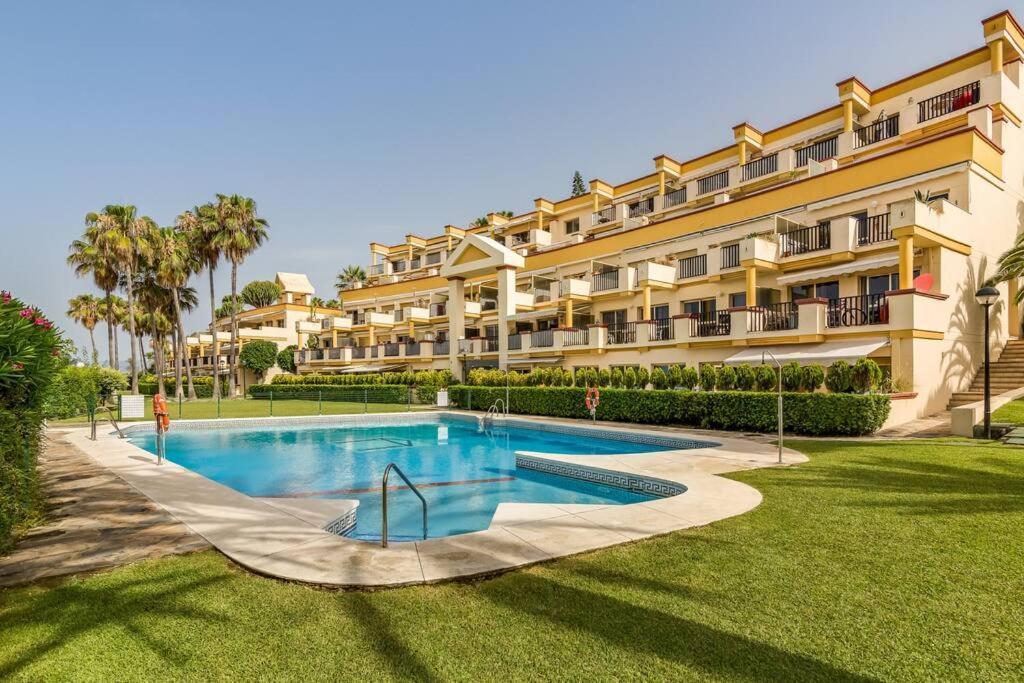 Oleholidays 1133 Romana Playa Primera Linea Playa Marbella Ngoại thất bức ảnh
