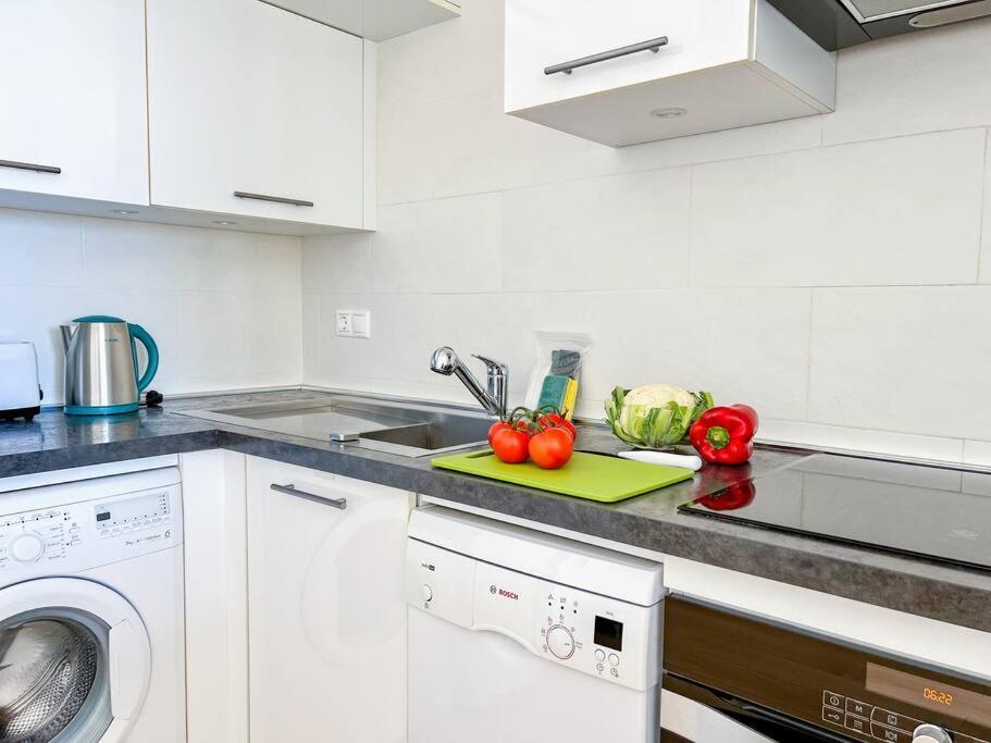 Oleholidays 1133 Romana Playa Primera Linea Playa Marbella Ngoại thất bức ảnh